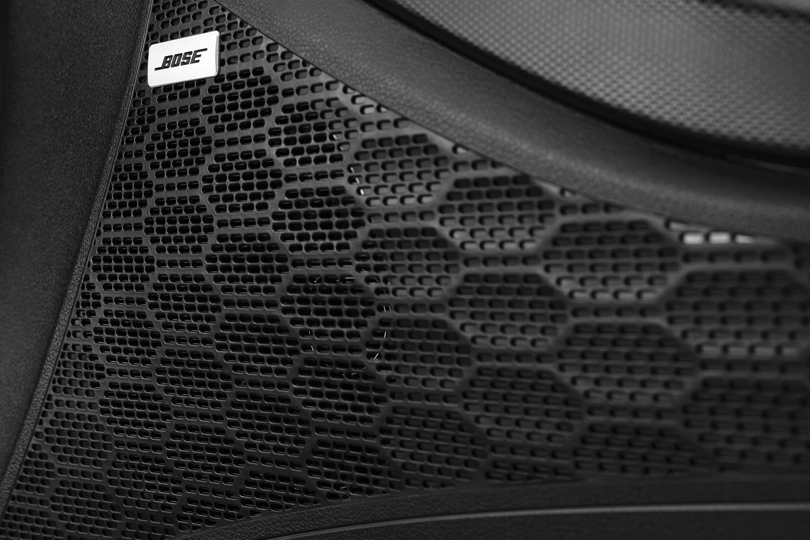 BOSE Premium Audio System