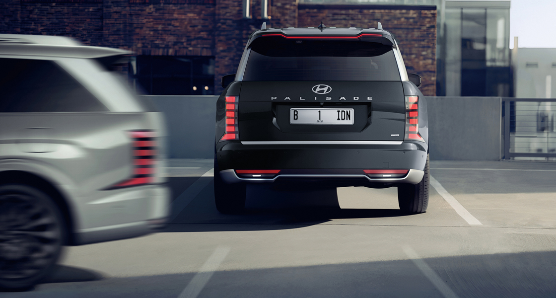 Rear Cross-traffic Collision-avoidance Assist (RCCA)