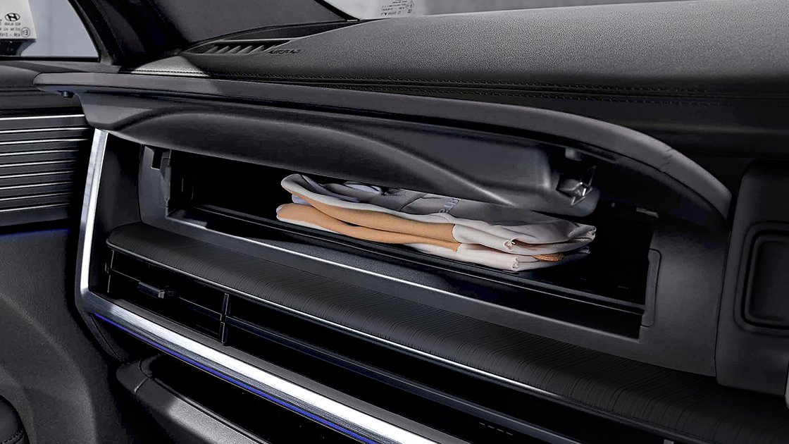 Fitur baki UVC multi fungsi All New Santa Fe