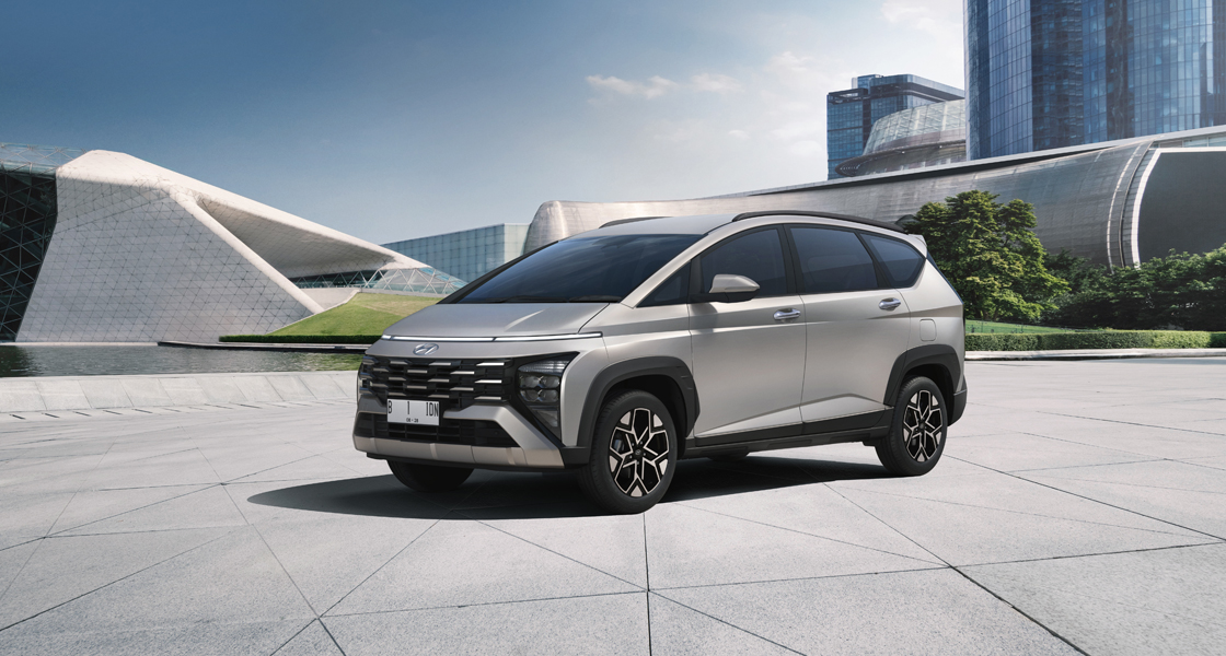 Gambar samping Hyundai Stargazer X