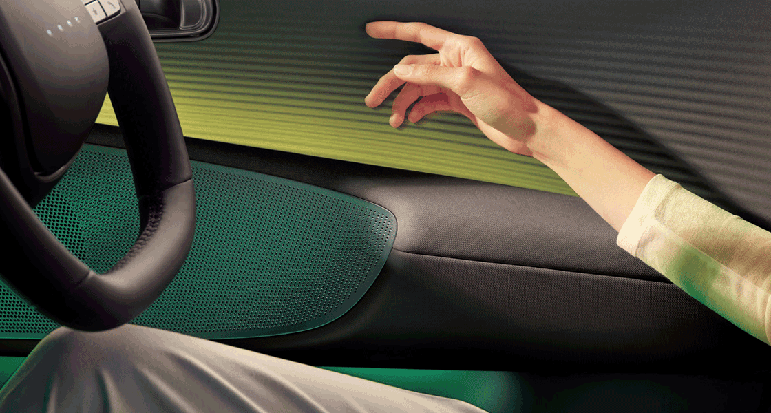 Button-less Slim Door / Dual Color Ambient Lighting