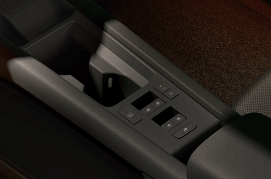 Bridge-type Center Console