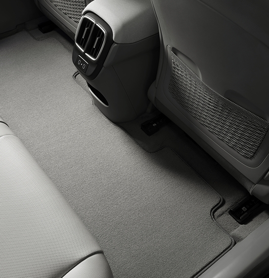detail legroom photo of IONIQ 6