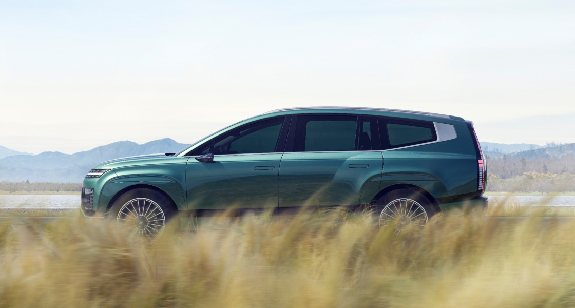 Side profile view of IONIQ 9