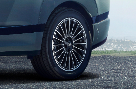 IONIQ 9 wheels