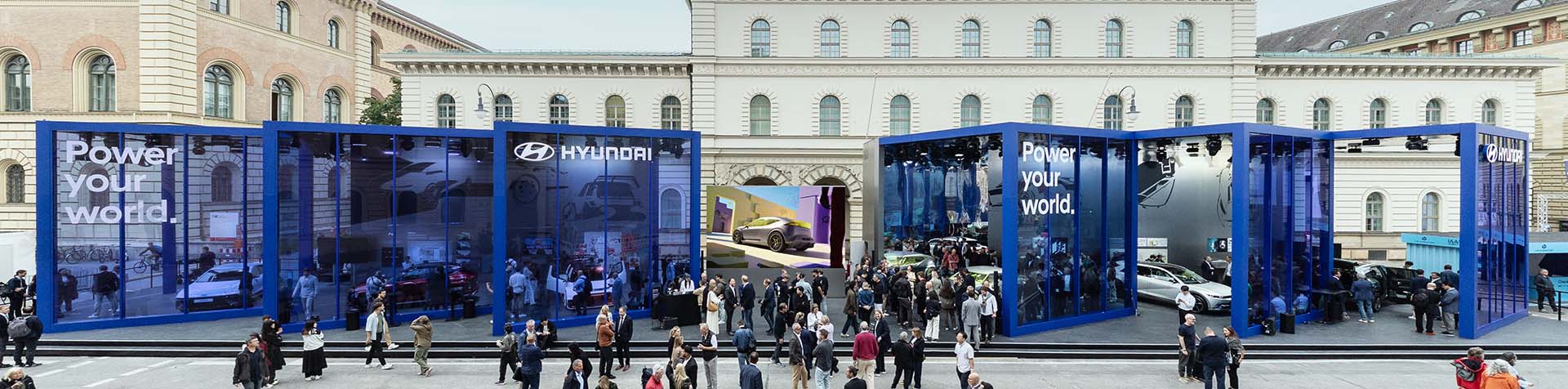 뮌헨 루트비히 거리에 위치한 현대자동차의 IAA Mobility 2025 부스