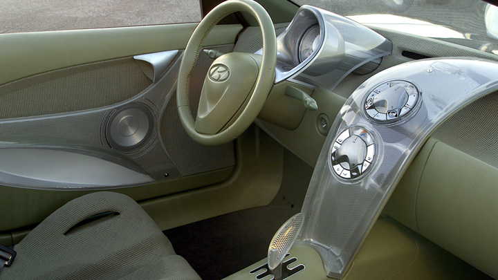 2001 HCD-6 interior