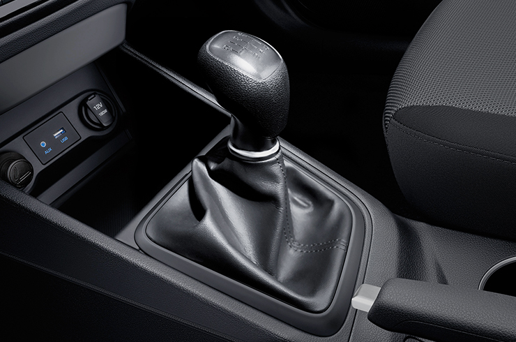 6-speed manual transmission