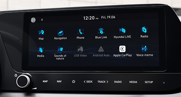 10.25'' Audio Video Navigation (AVN).