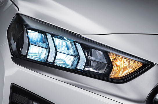 IONIQ hybrid LED headlamps