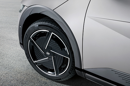 20-inch Alloy Wheels