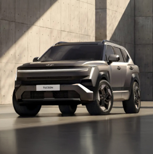 Hyundai TUCSON Debuts With Sculpted Styling, More Efficient Hybrid, New Tech