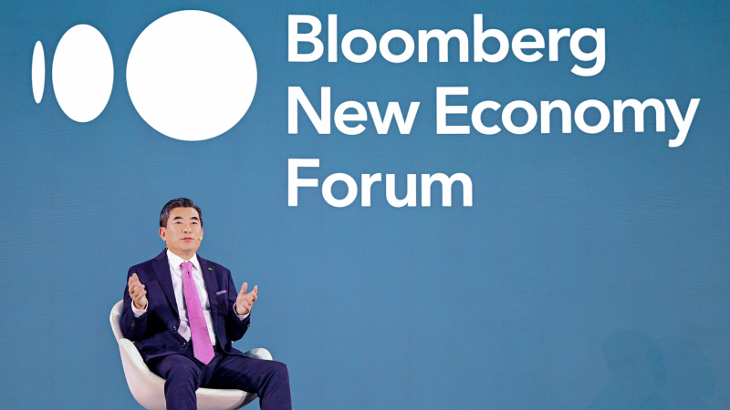 President Shin at BNEF Plenary Session