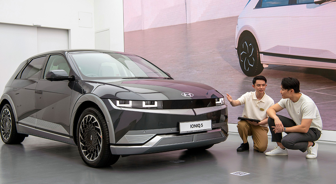 HMGICS customer handover zone