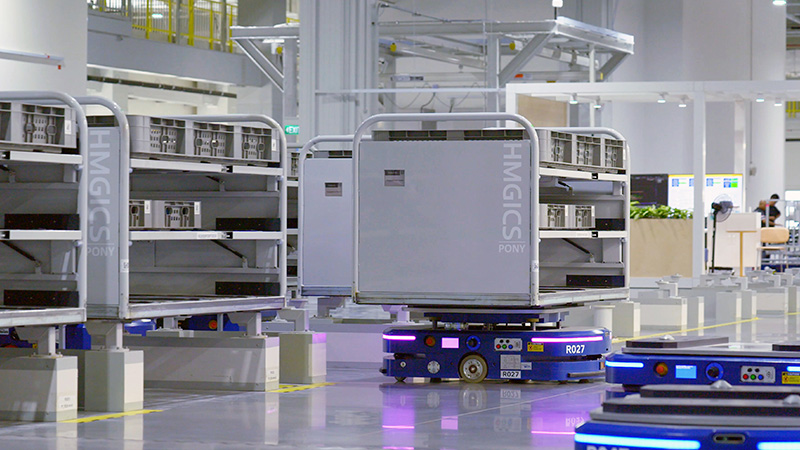 Autonomous Mobile Robot supports logistics