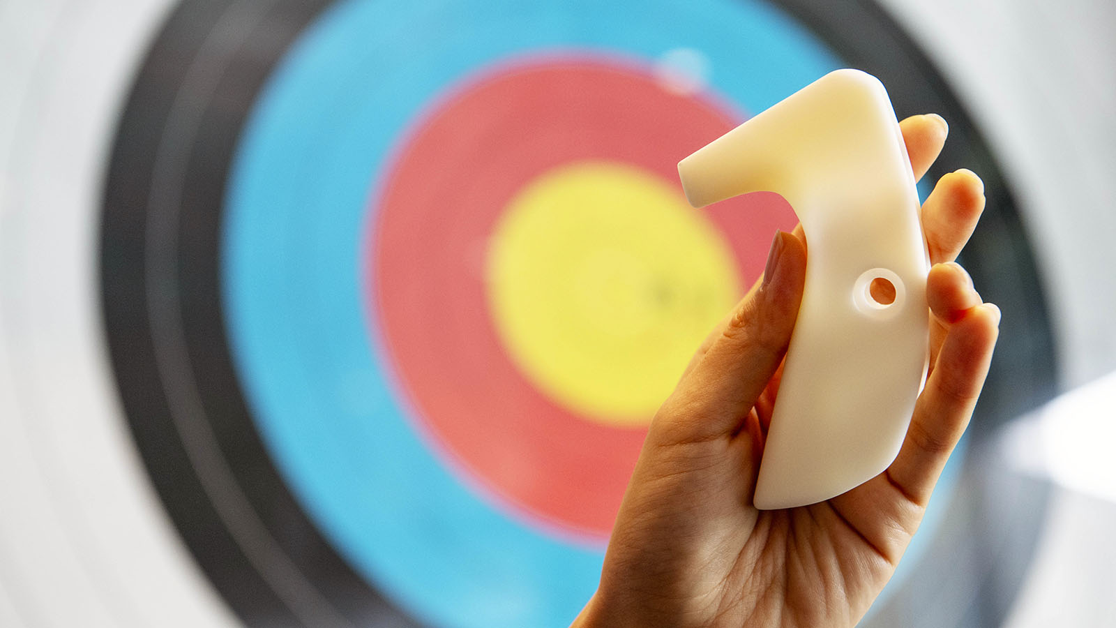 Customized 3D-printed bow grips