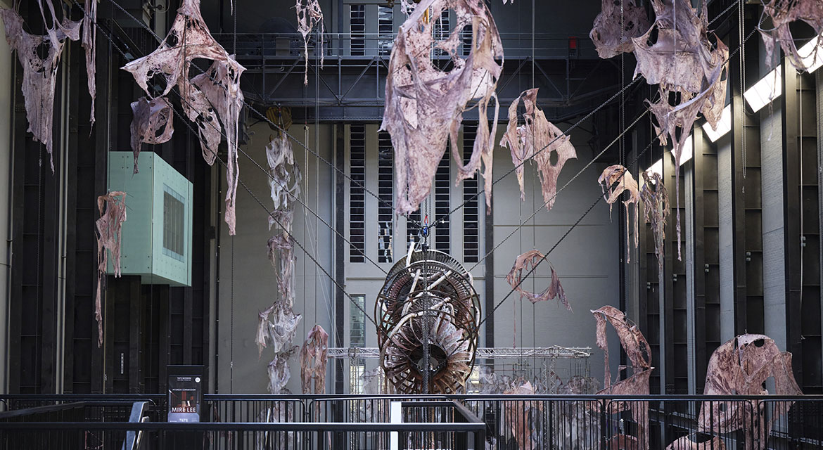 Hyundai Commission: Mire Lee: Open Wound, Installation View. Photo © Tate (Ben Fisher Photography) 