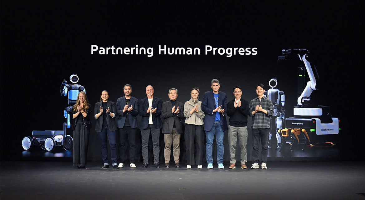 (From left) Merry Frayne, Director of Spot Product Management at Boston Dynamics; Carolina Parada, Head of Robotics at Google Deepmind; Alberto Rodriguez, Director of Atlas Behavior at Boston Dynamics; Robert Playter, CEO of Boston Dynamics; Jaehoon Chang, Vice Chair of Hyundai Motor Group; Aya Durbin, Humanoid Application Product Lead at Boston Dynamics; Zachary Jackowski, Vice President and General Manager of Atlas at Boston Dynamics; Woong Jae Lee, Vice President of Manufacturing Division at Hyundai Motor Group and Chief Innovation Officer of Boston Dynamics; Seunghyun Woo, Future Strategy Team Lead at Hyundai Motor Group