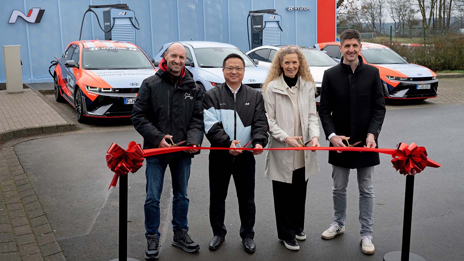 [From left] Ingo Böder (CEO/ Managing Director of Nurburging), Joon Park (VP of N Management Group, HMC), Annette Feyh (Head of Brand experience & sports marketing, HMD), Guido Gehlen (Director of Connected Car Services & Charging, Hyundai Connected Mobility GmbH)